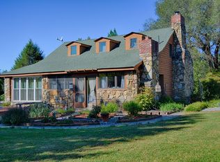 3275 Polecat Creek Ln, Scottsville, VA 24590