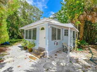543 Beach Rd, Sarasota, FL 34242