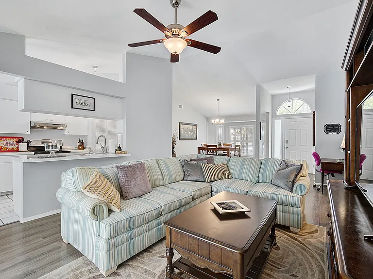 2029 Wood Hollow Ln — Photo 10