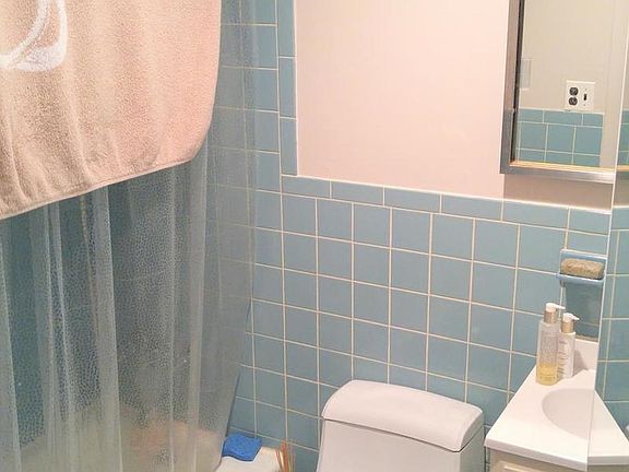 5th image of 240 E 19th St APT 4B