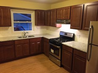 7004 W 114th Pl, Worth, IL