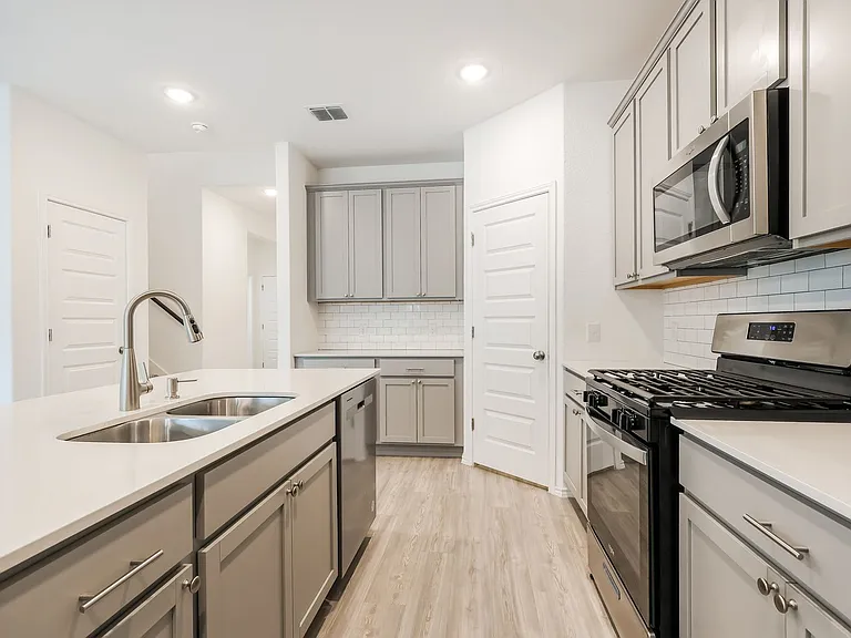 13210 Hagerd Loop — Photo 9