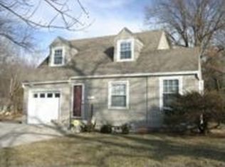 8401 Ward Pkwy, Kansas City, MO 64114