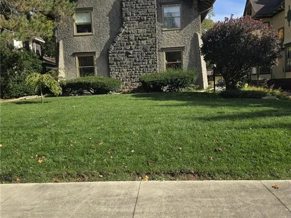 2244 Scottwood Ave, Toledo, OH 43620