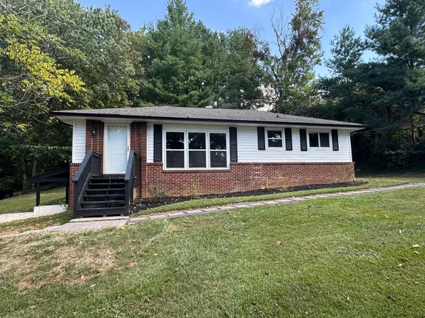 1116 N Fairmont Ave, Morristown, TN 37814