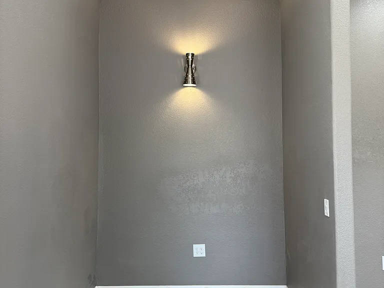 423 W Craig Pl #4 — Photo 12