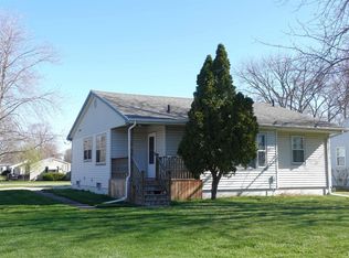 1059 E Fremont St, Galesburg, IL 61401