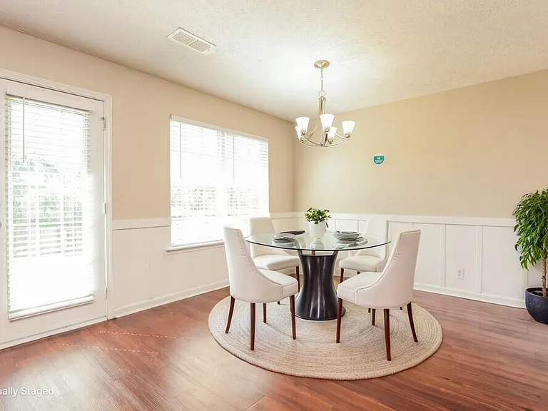 8813 Cressent Glen Ct — Photo 6