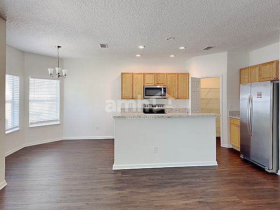 4th image of 6243 Pendragon Pl