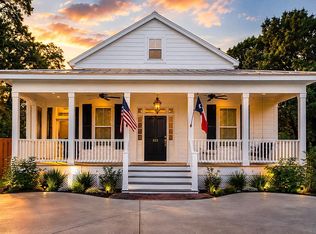522 James St, Tomball, TX 77375