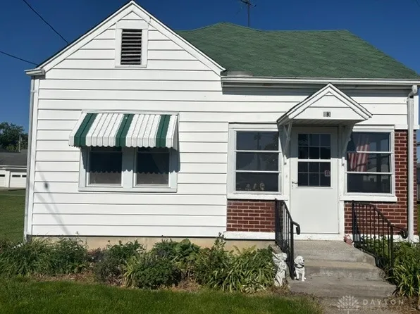 13 Elm St, Brookville, OH 45309