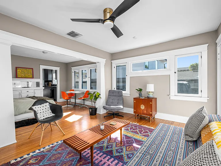 706 N La Fayette Park Pl — Photo 6