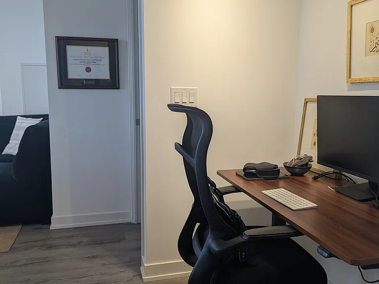 11 Wellesley St W #3208 — Photo 2