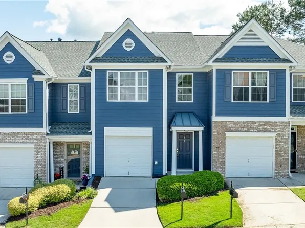 6604 Splashwater Dr, Flowery Branch, GA 30542