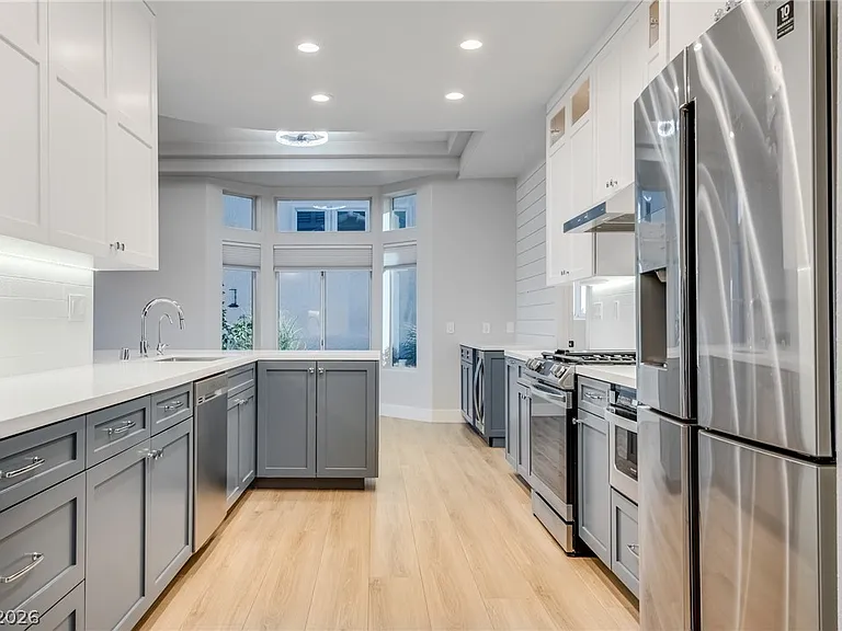 2508 Sandilands Dr — Photo 18