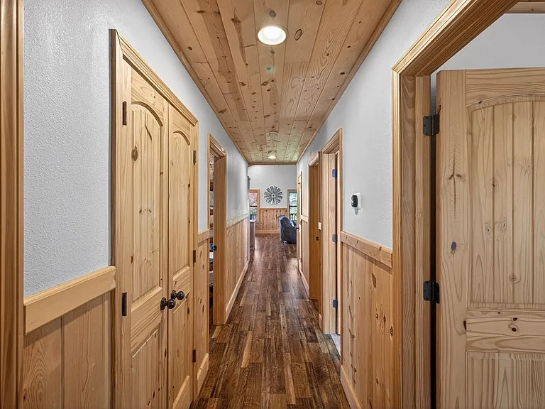 693 Knights Gap — Photo 15