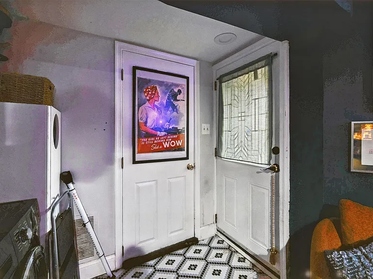 1120 I St NE #BASEMENT — Photo 13
