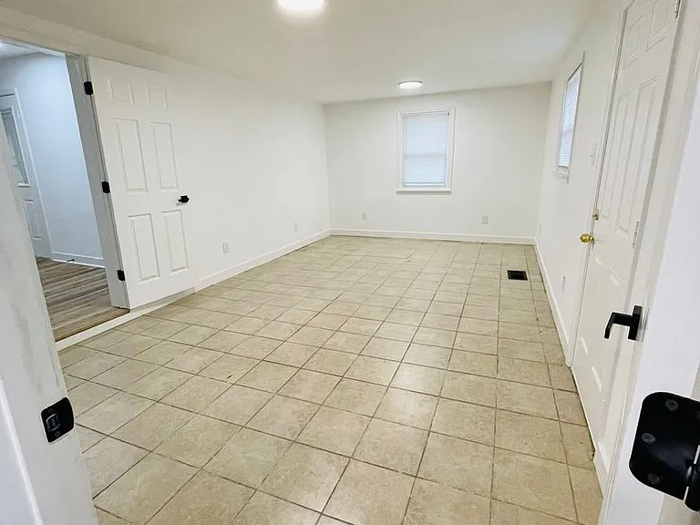 6611 E Wakefield Dr — Photo 8