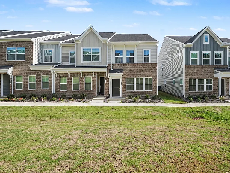 140 Silver Fir Ln — Photo 1