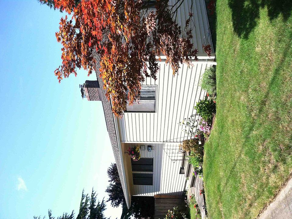 2nd image of 559 NE 84th St