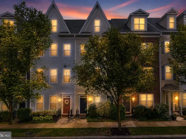 37 Meridian Ln, Towson, MD 21286