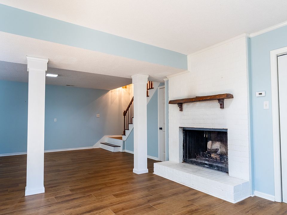 1st image of 5603 Ventura Dr #1