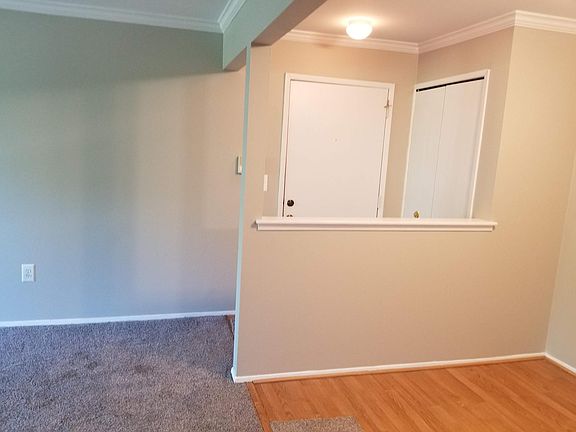 4th image of 44419 Savery Dr #132