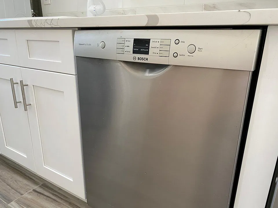 Bosch high end quiet dishwasher