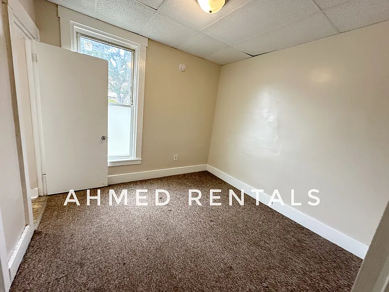 463 Saint John St #1R — Photo 13