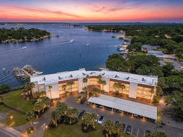 7 Laguna St Unit 206, Fort Walton Beach, FL 32548