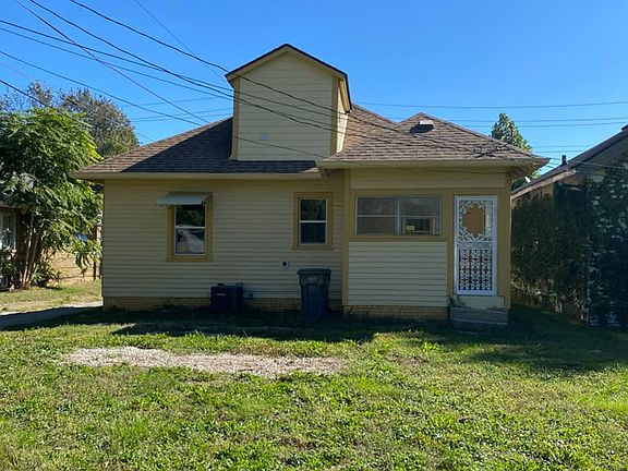 3rd image of 3020 Shriver Ave