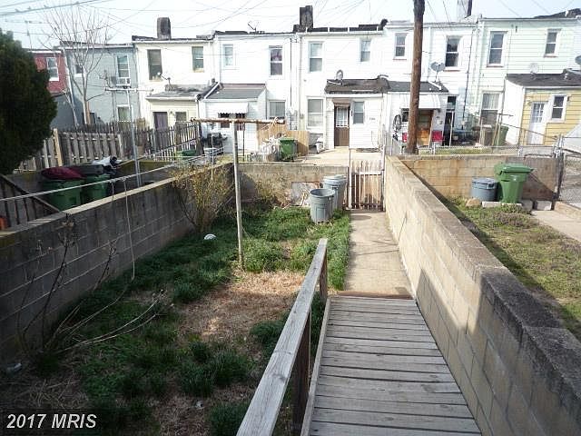 2nd image of 3510 E Fairmount Ave