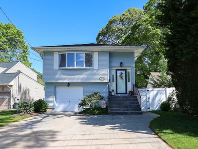 1839 Aetna Place, Merrick, NY, 11566