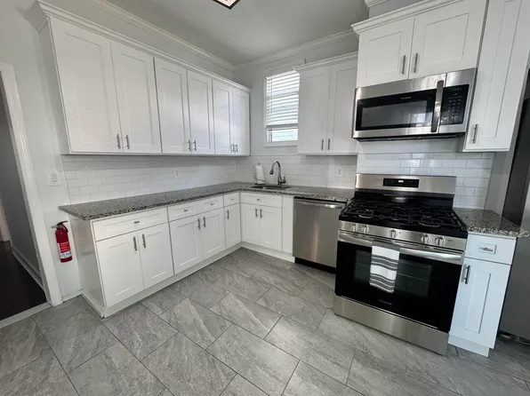 24 Pamrapo Avenue image 12 of 25