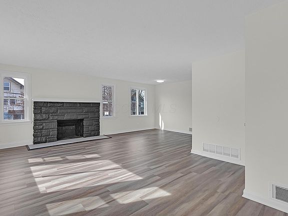 4th image of 710 Copley Rd #712