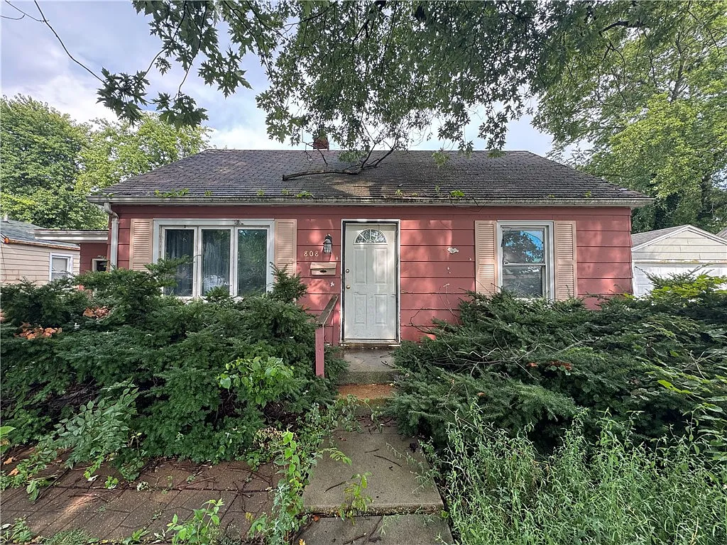 808 S 9th St photo 1