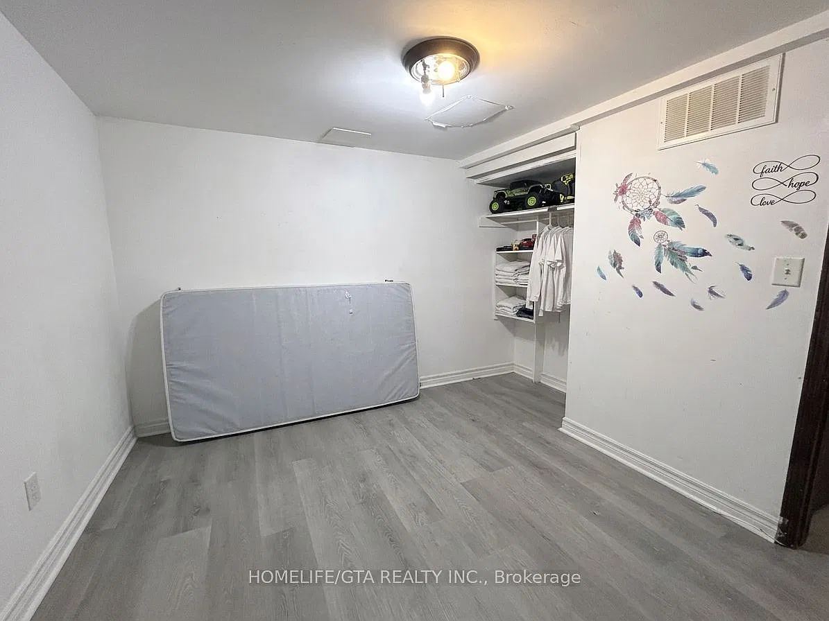 2 bed, $1,550 — Photo 4