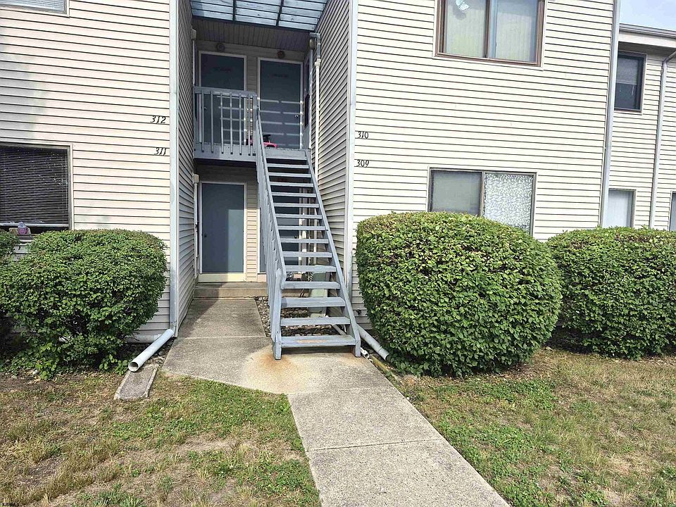 1st image of 309 Noahs Rd #309