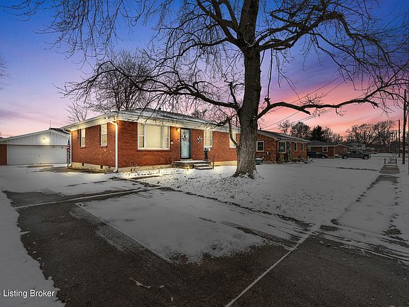 3rd image of 5702 Fruitwood Dr
