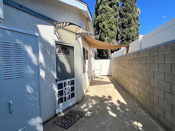 Back of entrance, view of inside private entry gate