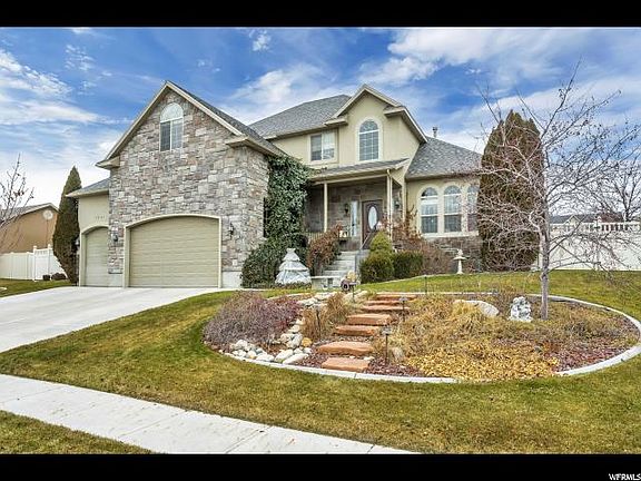 2nd image of 3941 S Lake Vista Dr