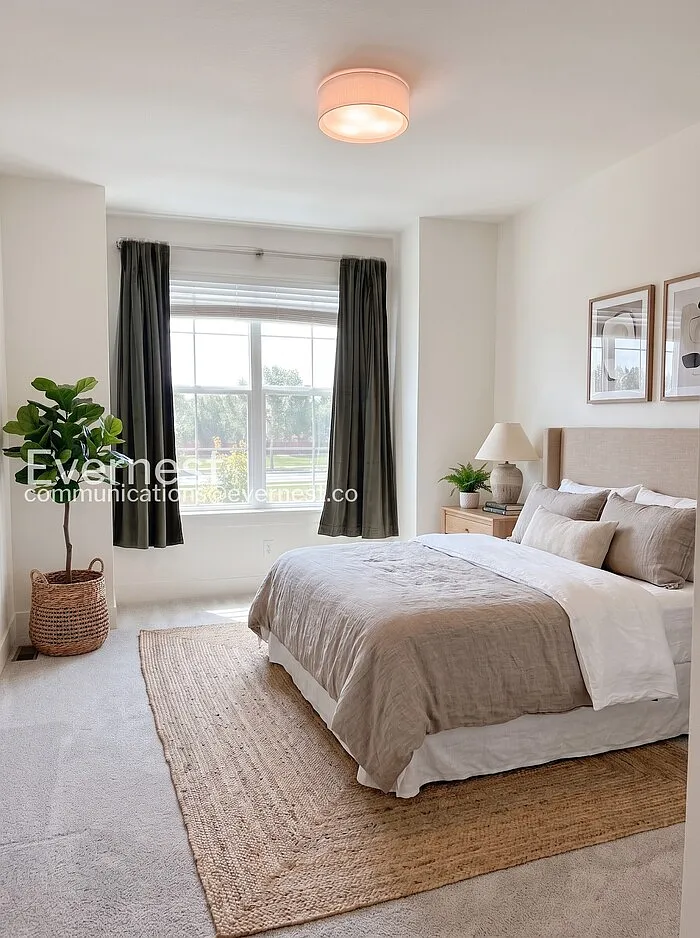 3 bed, 2.5 bath, 2441 sqft, $2,550 — Photo 3