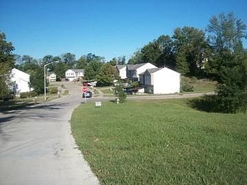 4th image of 121 Bedinger Ave