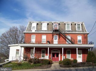 831 Pequea Ave APT D, Gap, PA 17527