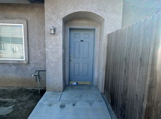 530 Yellow Meadow Ct #C, Bakersfield, CA 93308
