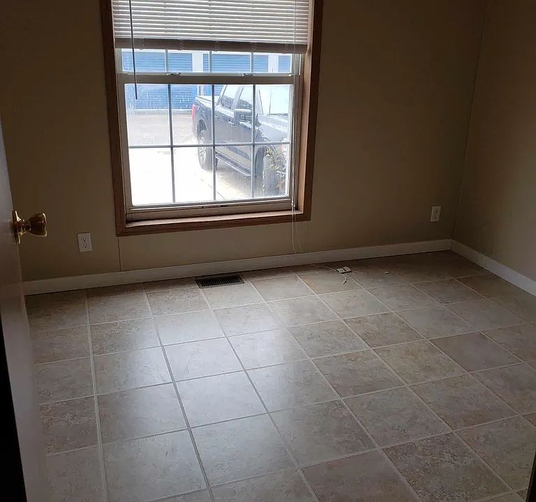 2nd image of 2255 Pike E Unit 1