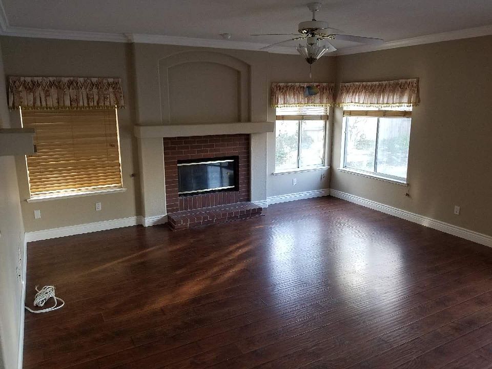 1st image of 1118 Bramble Ln