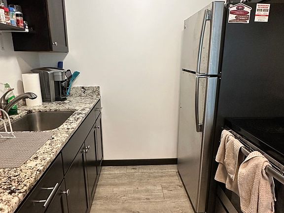 4th image of 627 Polk St NE #2