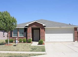 16632 Jasmine Springs Dr, Justin, TX 76247