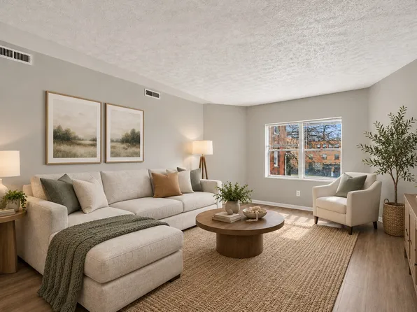 564 Glenwood Ave APT 34, Cincinnati, OH 45229